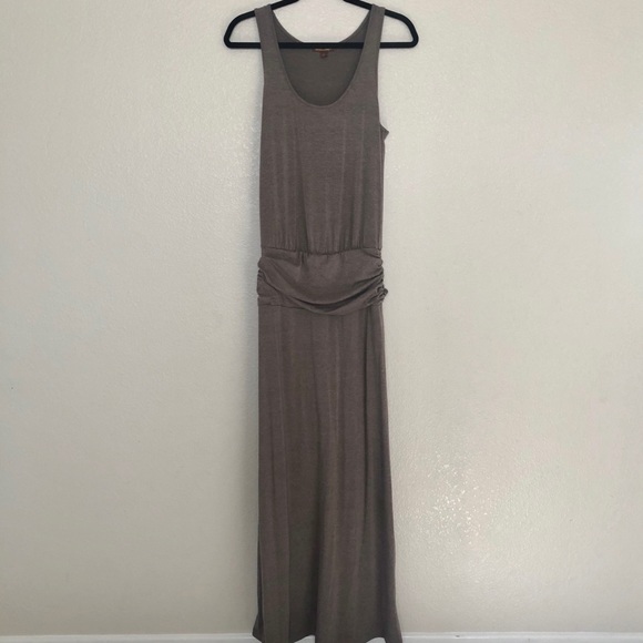Hive & Honey | Neutral Beige Maxi Dress Size S - Picture 2 of 6